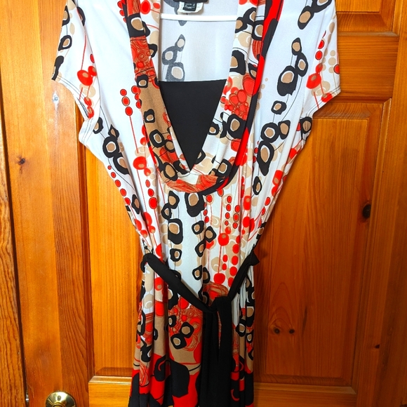 Blouse, worn once, size 14 - Picture 1 of 3